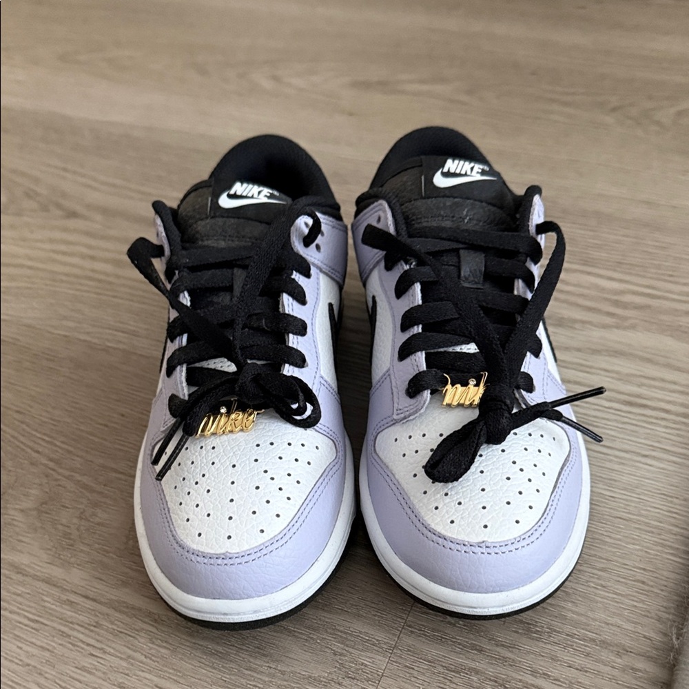 WORN ONCE Nike Dunk Sneakers - Picture 1 of 4